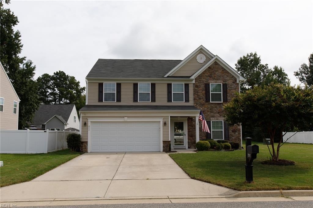 642 Newman Dr — photo