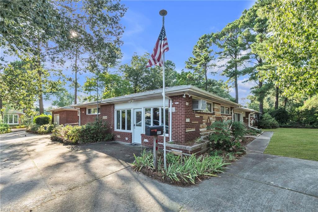 4841 Princess Anne Rd — photo