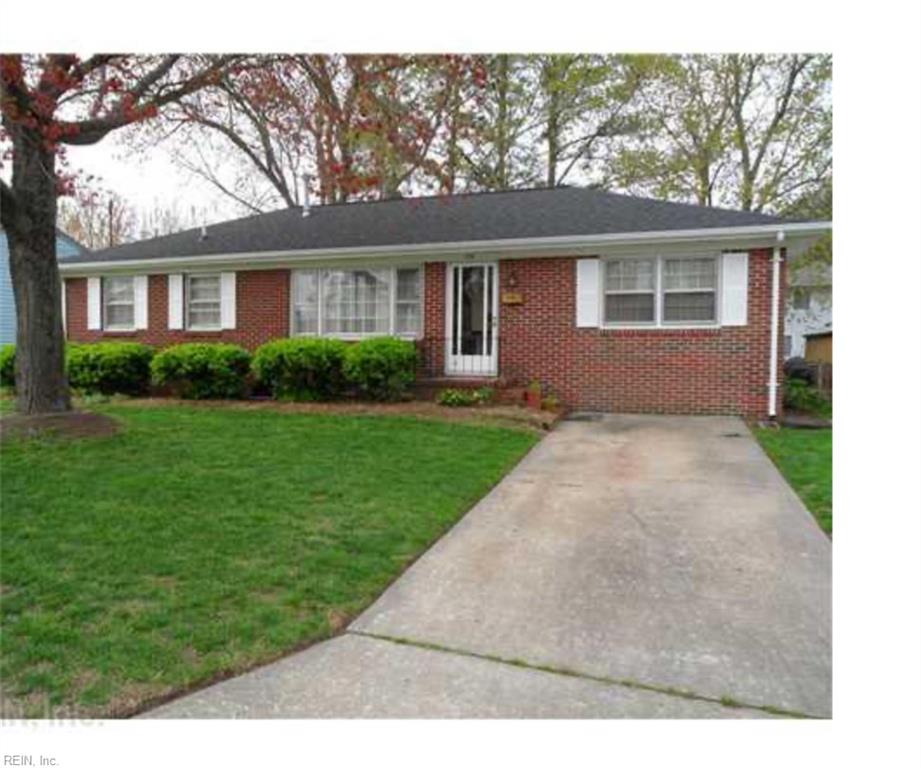 105 Janet Dr — photo