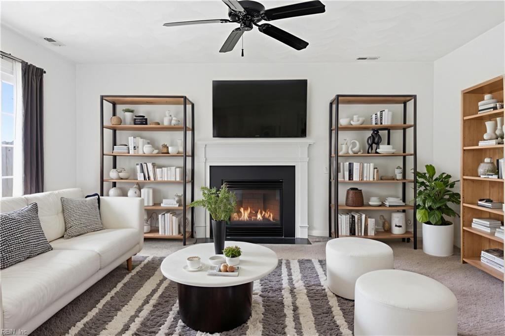 601 Lord Byron Ct — photo