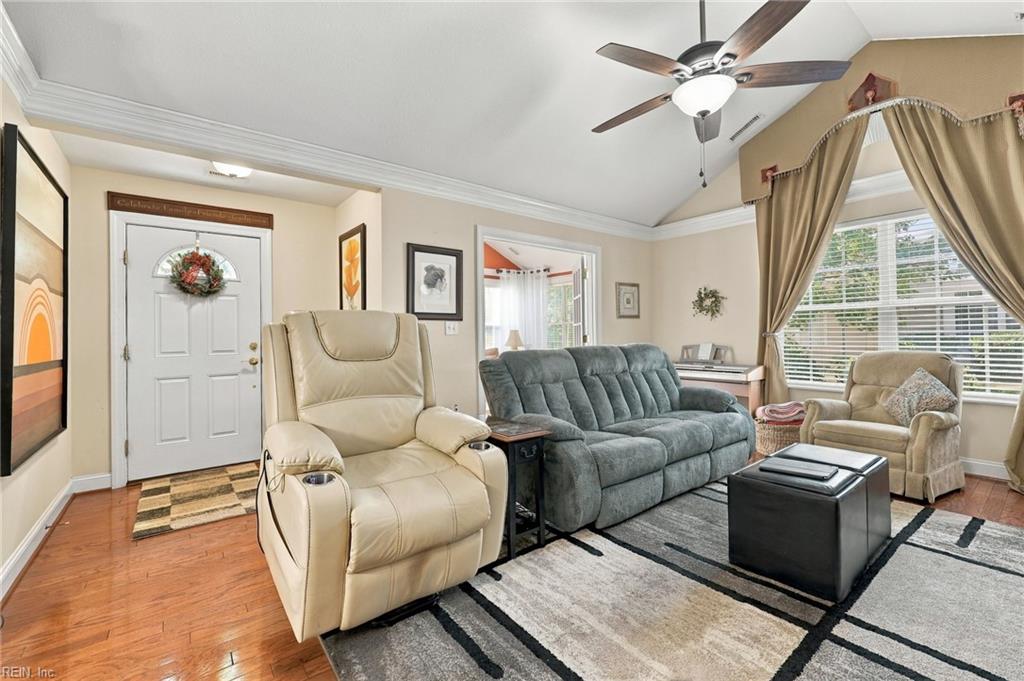318 Ginger Loop, Smithfield, VA 23430 — photo 2