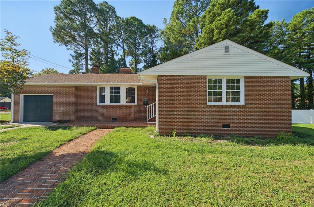 601 Azalea Court — photo