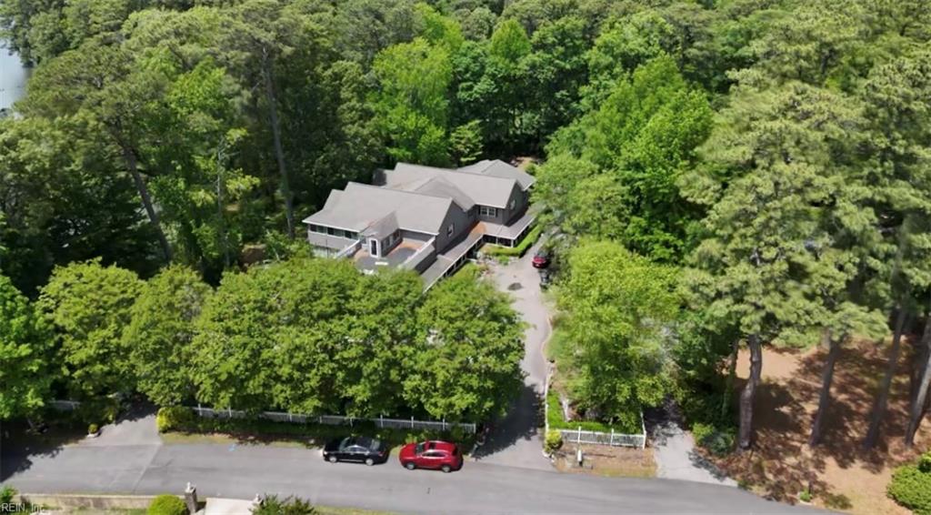 1609 Shenstone Ct — photo