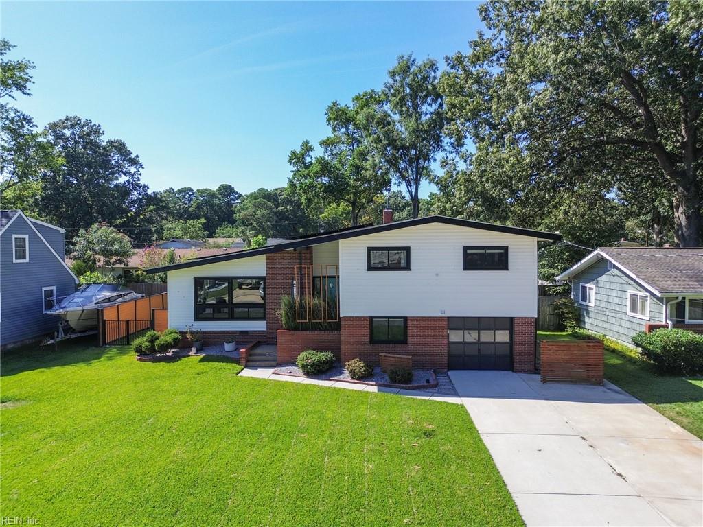 613 Robens Rd — photo
