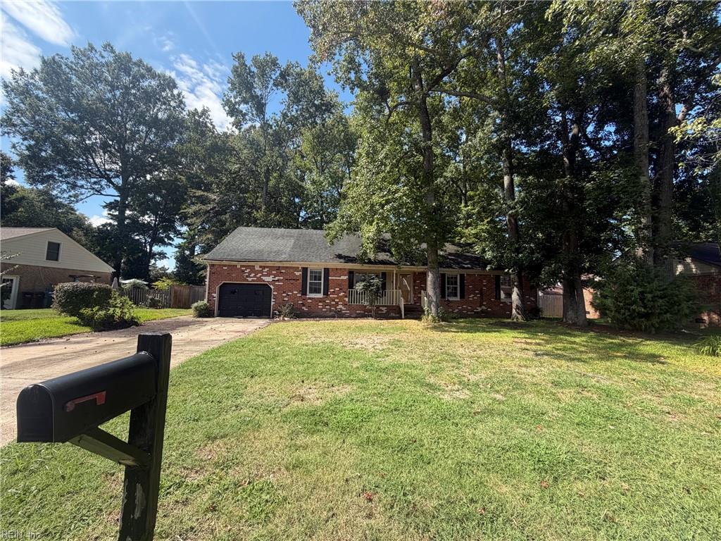 620 Emerald Court — photo