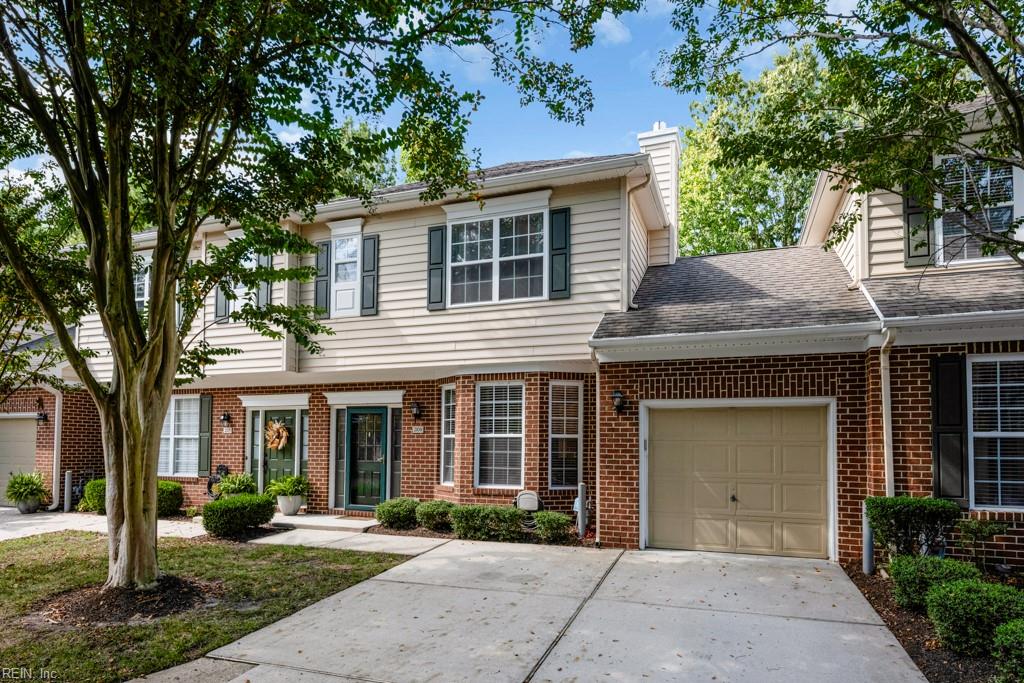2109 Whittington Court — photo