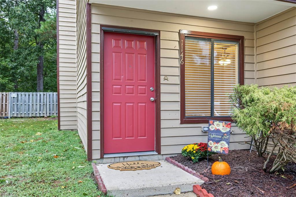 1146 North Green Drive — photo