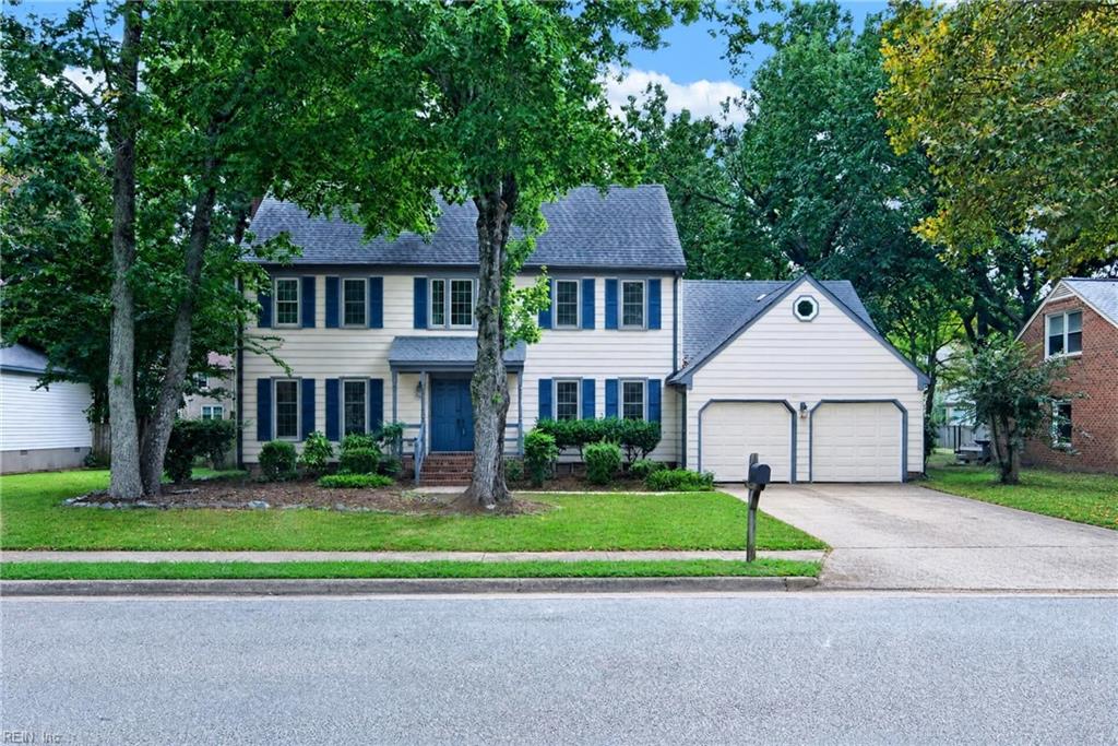 216 Admiral Court — photo