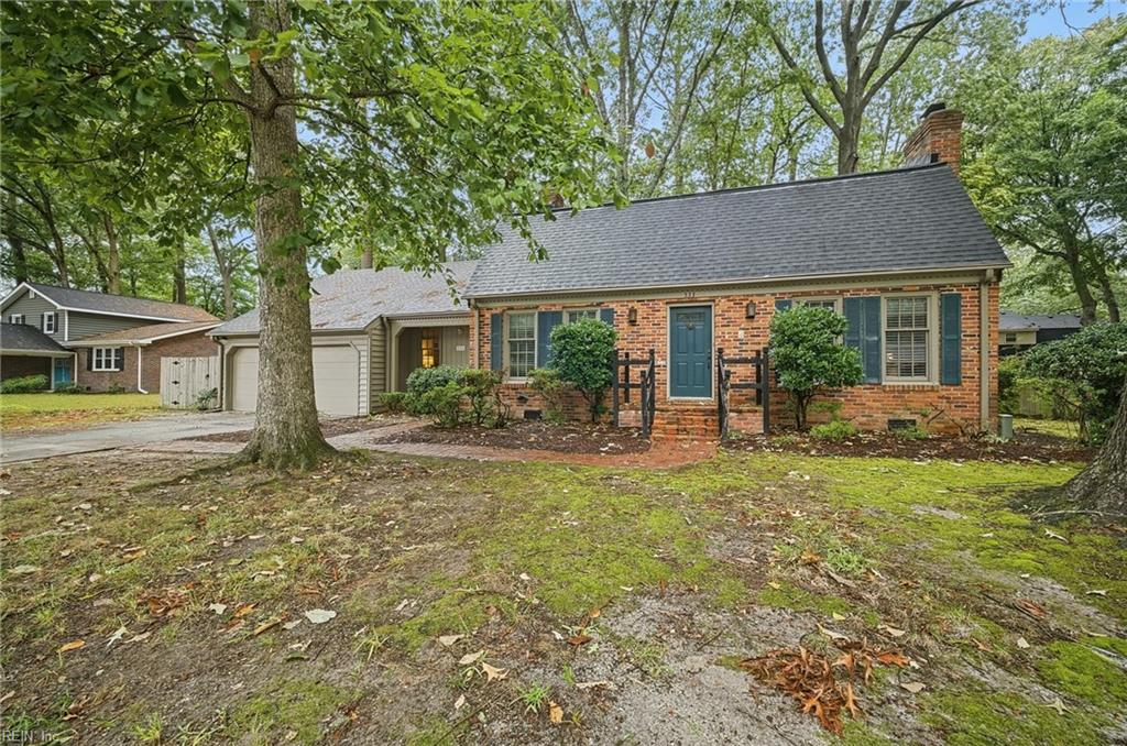 533 Heather Drive — photo