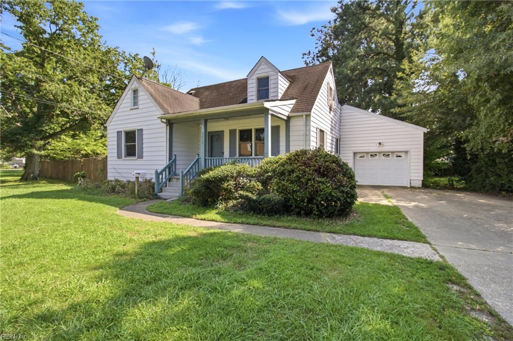 1459 Braden Crescent — photo