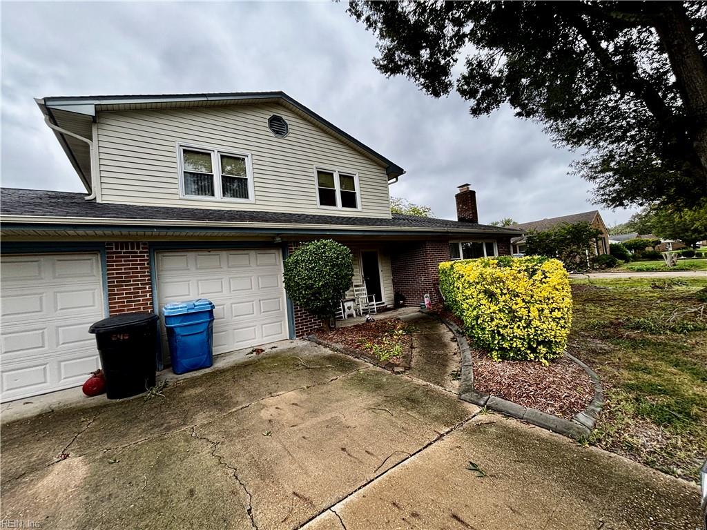 648 Charlecote Drive — photo