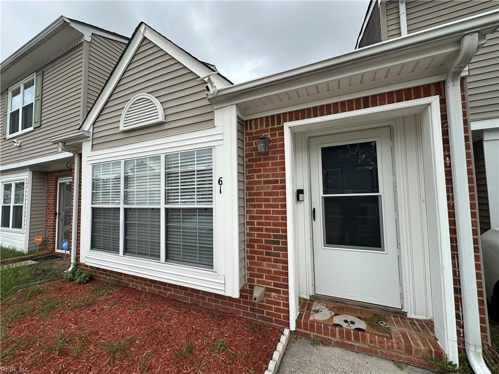 61 Riverchase Drive — photo