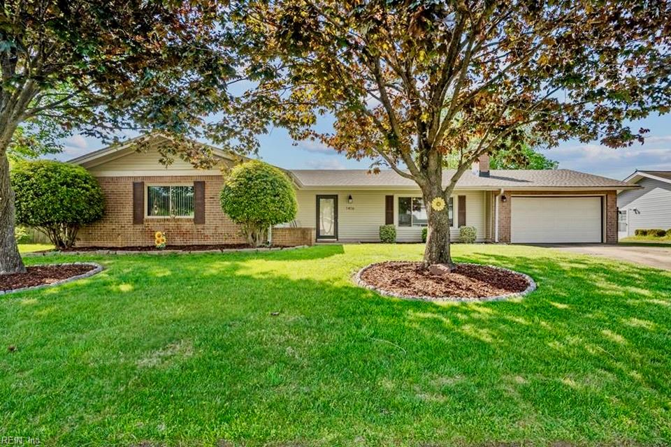 1416 Woodside Court — photo