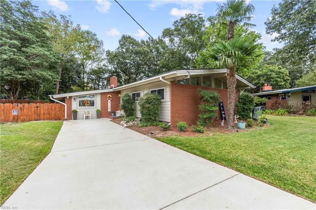 1308 Woodhurst Drive — photo