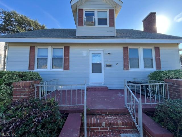 1607 E Ocean View Avenue — photo