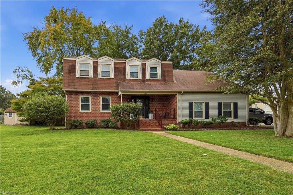 324 Lakeland Drive — photo