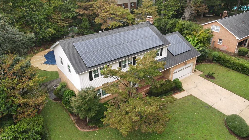 809 Sheraton Drive — photo