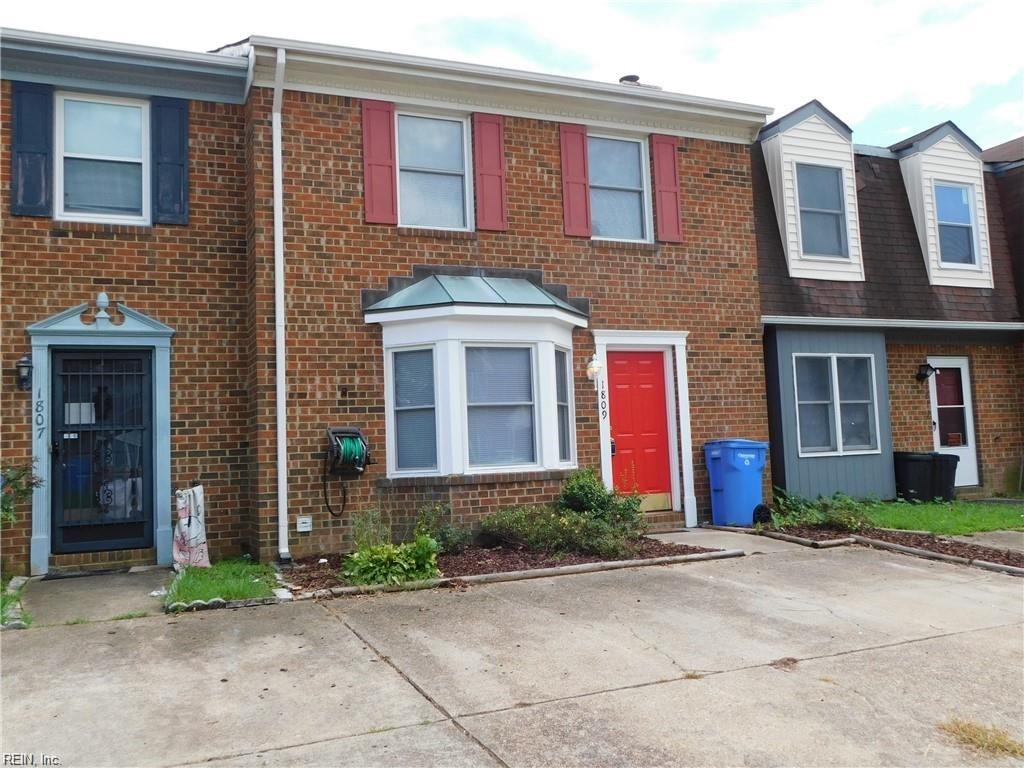 1809 Hearthside Court — photo