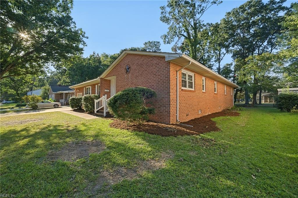 1057 Clipper Drive, Hampton, VA 23669 — photo 2