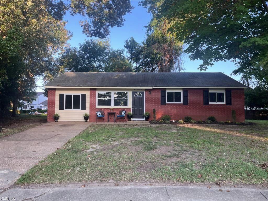 121 Duval Court — photo