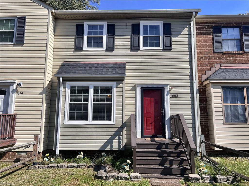1652 Skiffes Creek Circle — photo