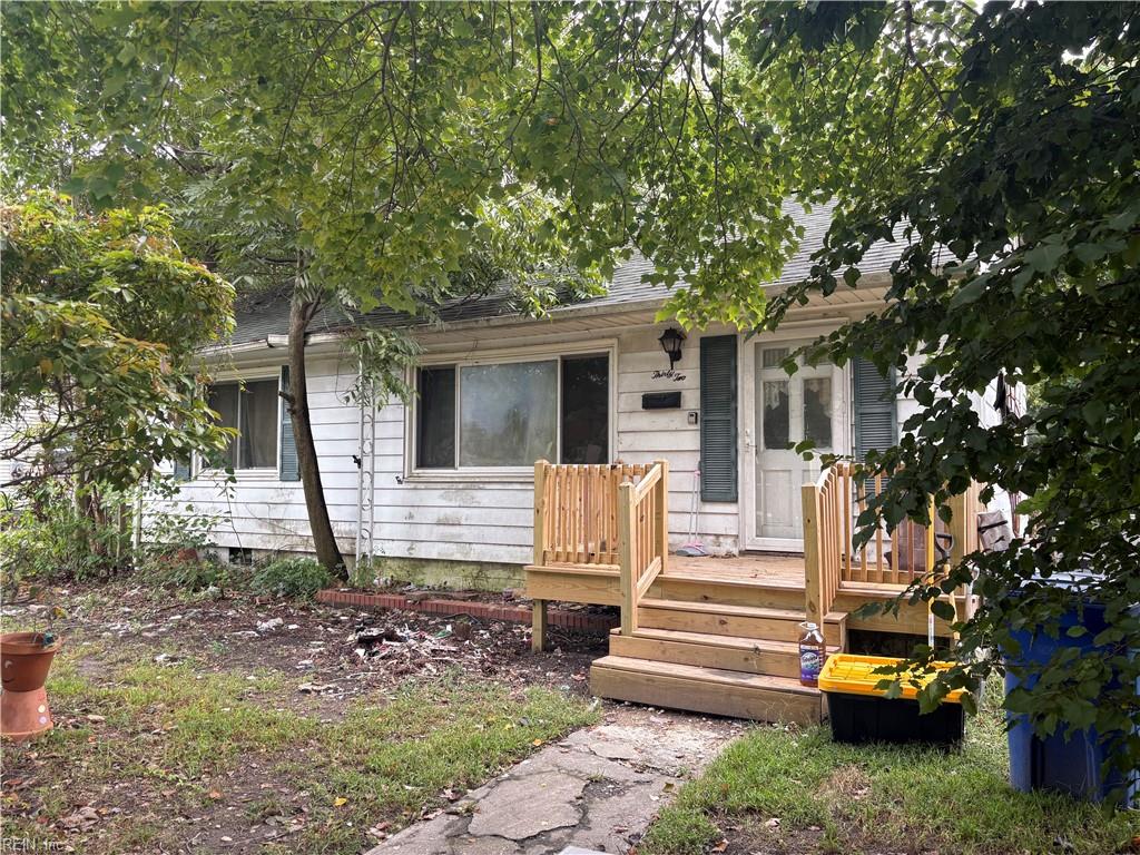 32 Dwight Road — photo