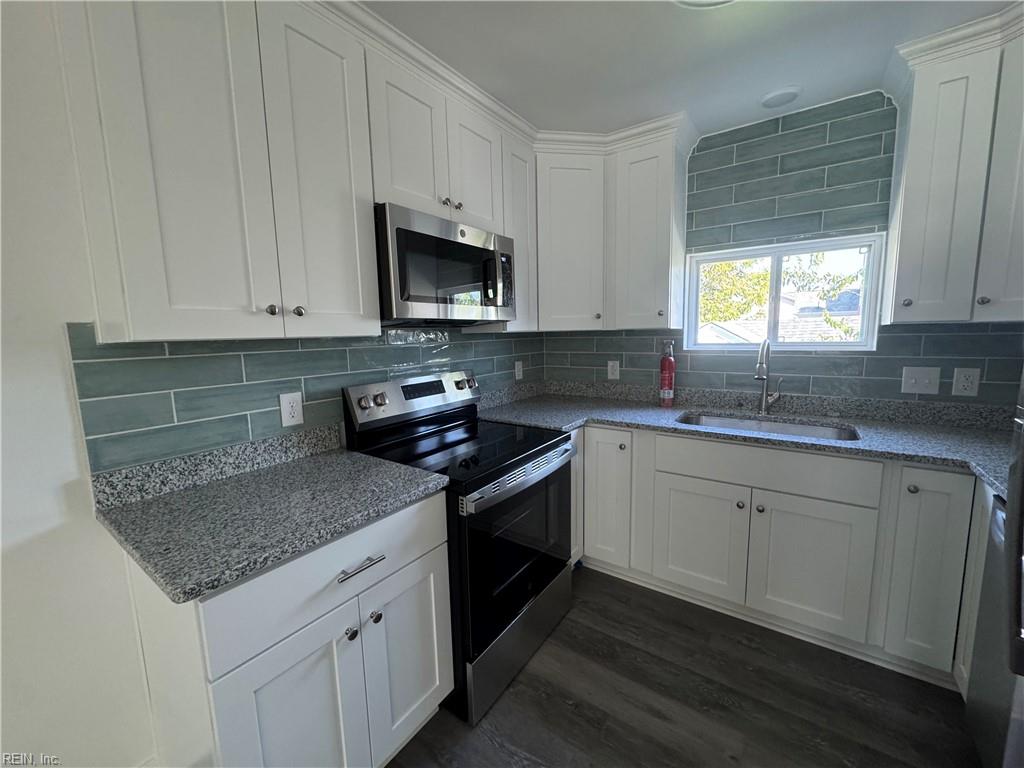 1125 Little Bay Avenue — photo