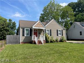 3752 Tait Terrace — photo
