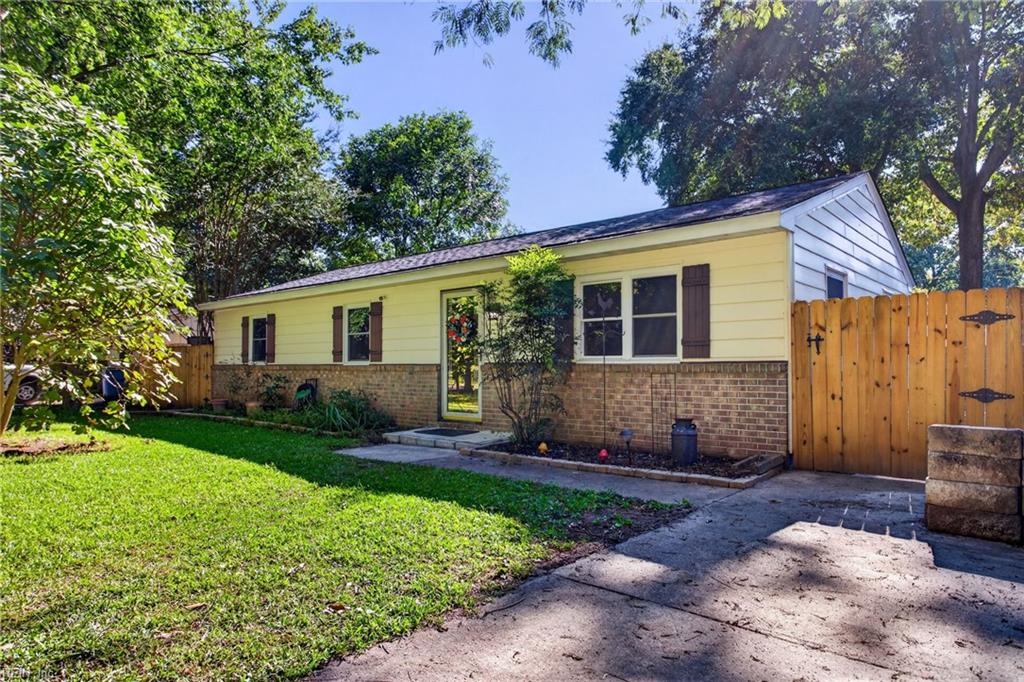 2121 Speedy Avenue — photo