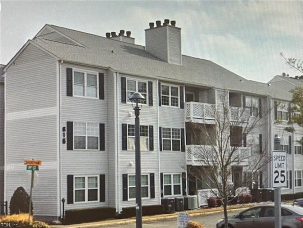 616 Shoreham Court — photo