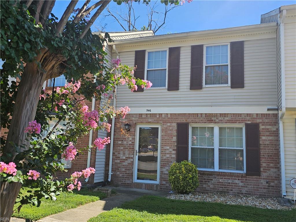 546 Hollomon Drive — photo