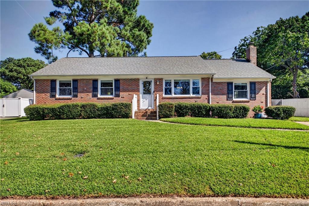 3741 Linnet Lane — photo