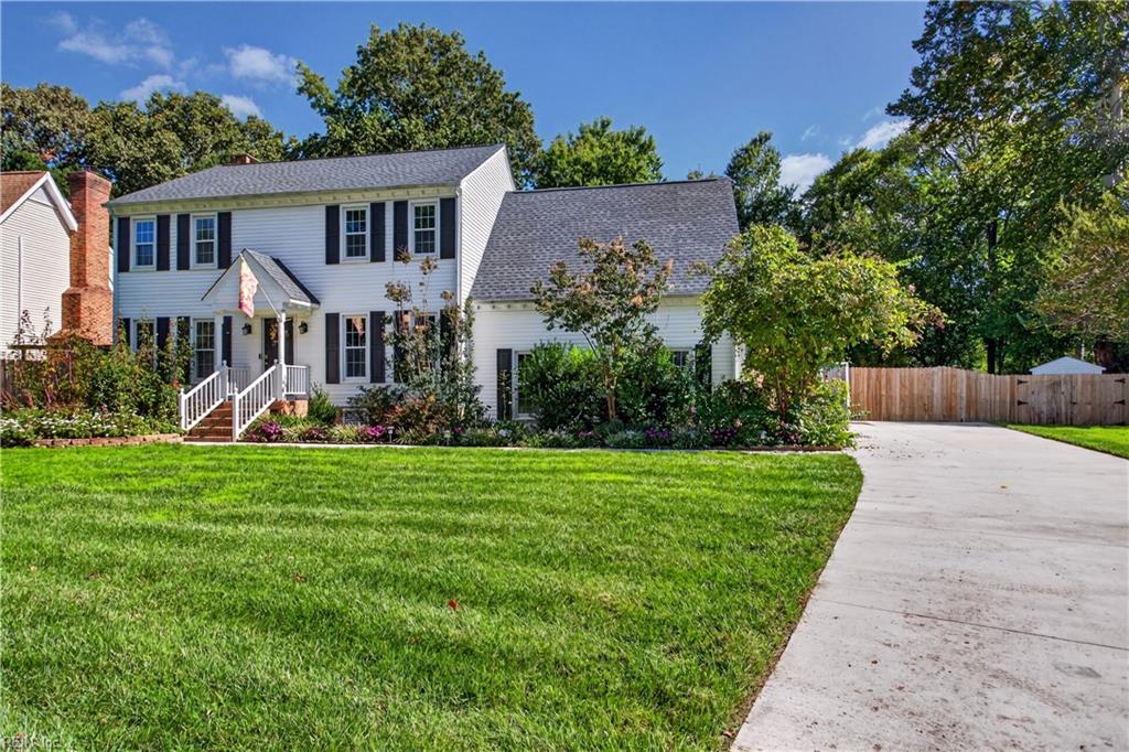 828 Woodrow Court — photo
