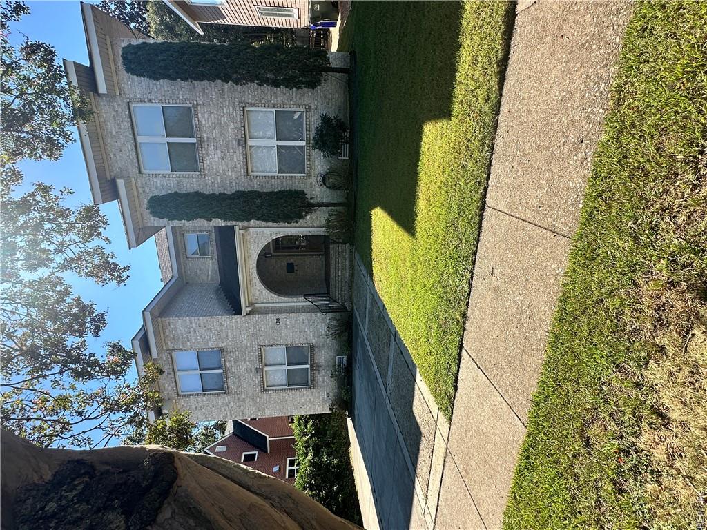 1315 Bolling Avenue — photo