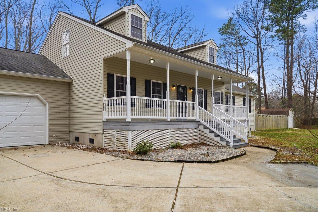 1704 Neptune Drive — photo