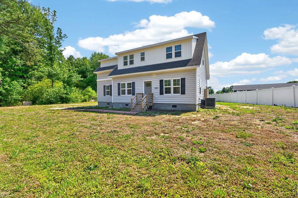 9289 Gates Road — photo