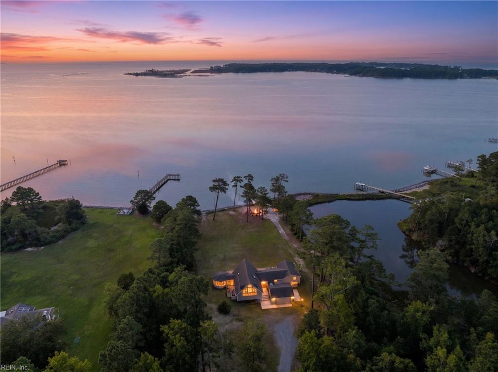 687 Clark Point Drive — photo