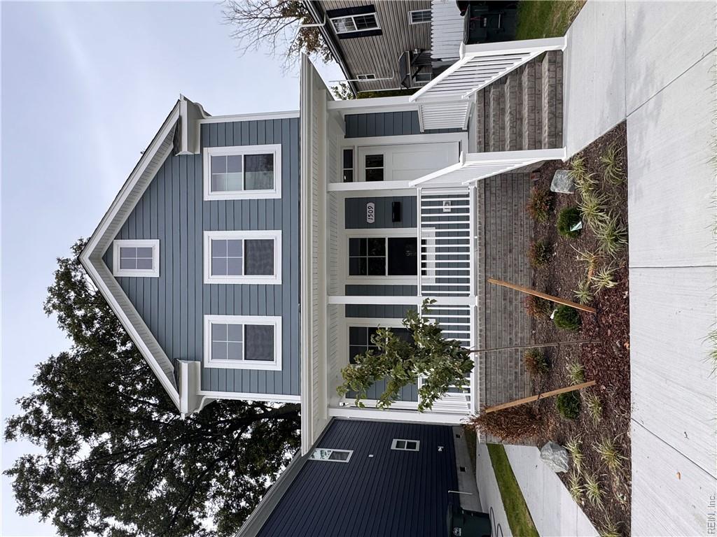 1509 Selden Avenue — photo