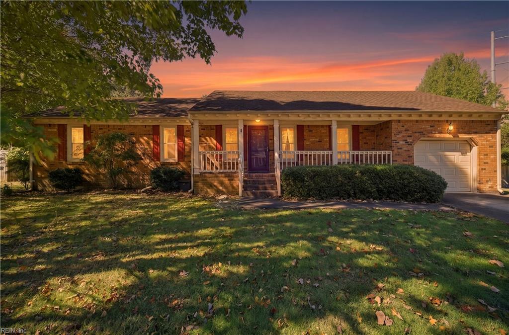 628 Gladesdale Drive — photo