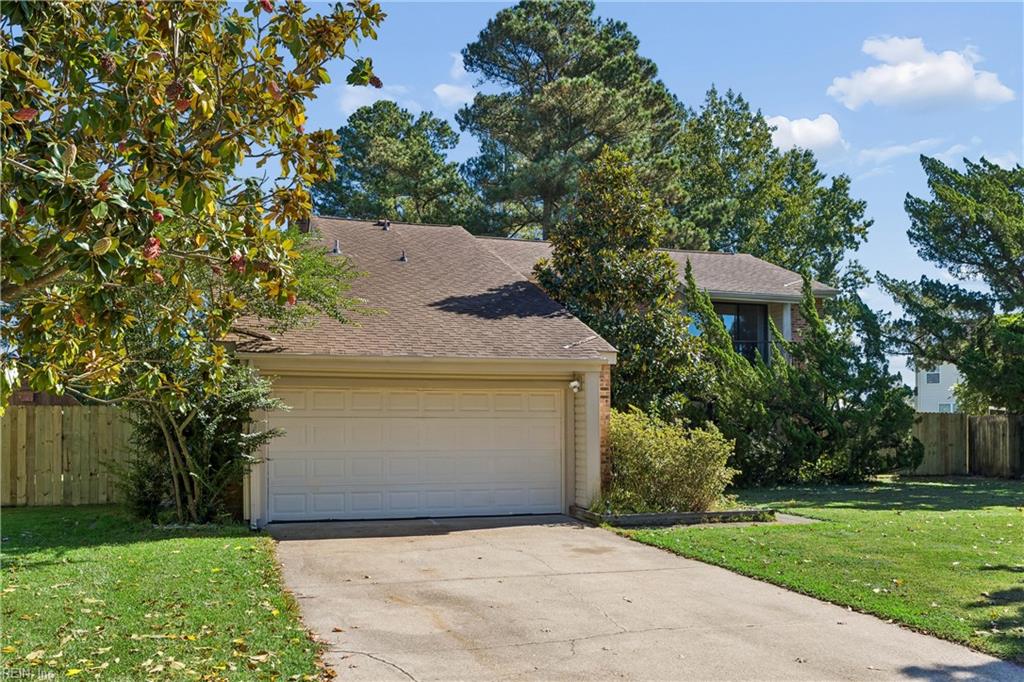 1745 Lake Christopher Drive — photo