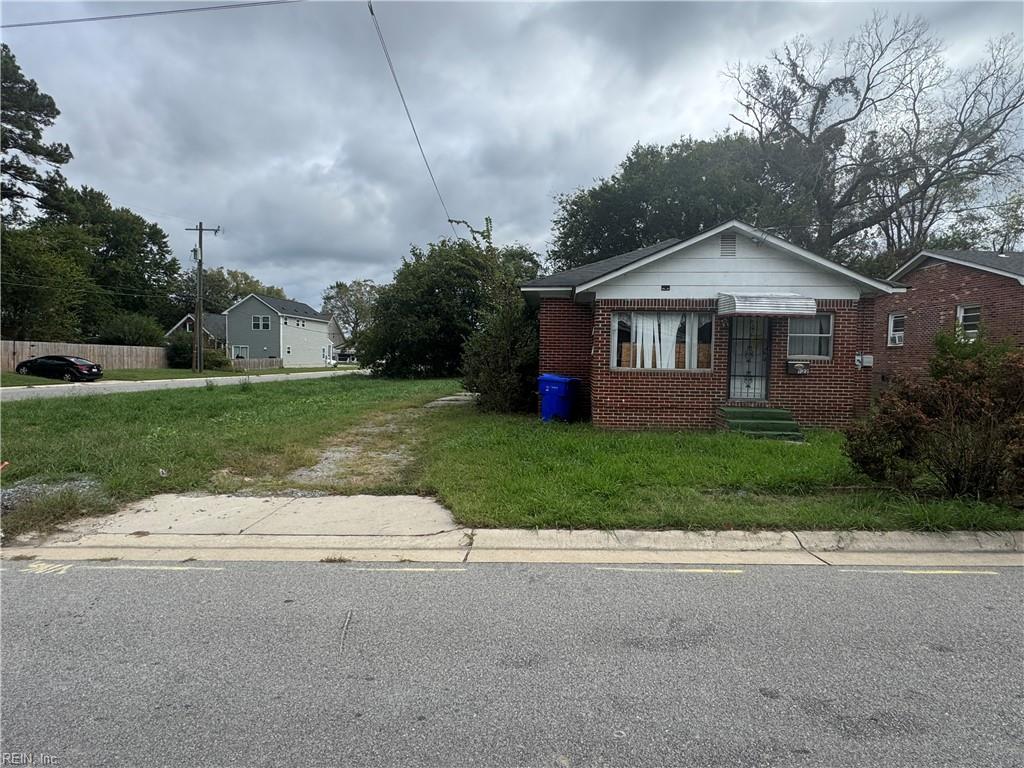 122 N Capital Street — photo