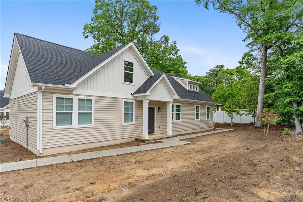 3871 Strawberry Plains Road — photo