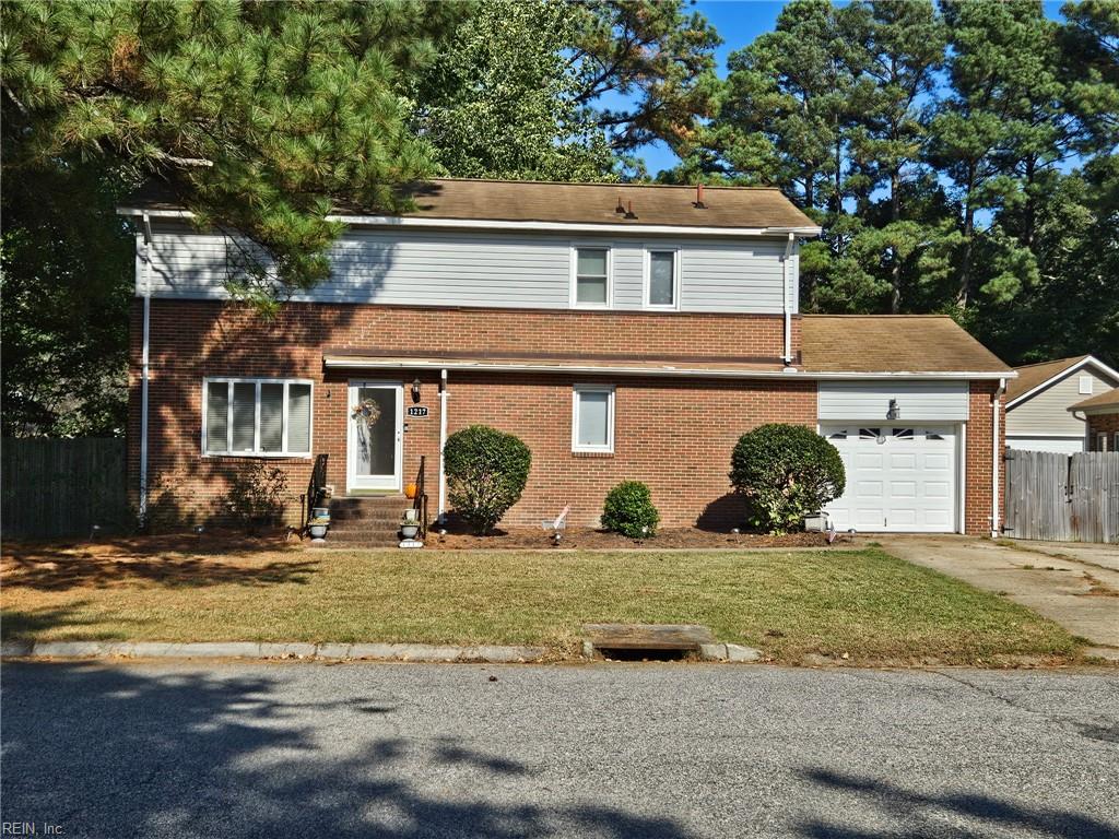 1217 Spruce Lane — photo