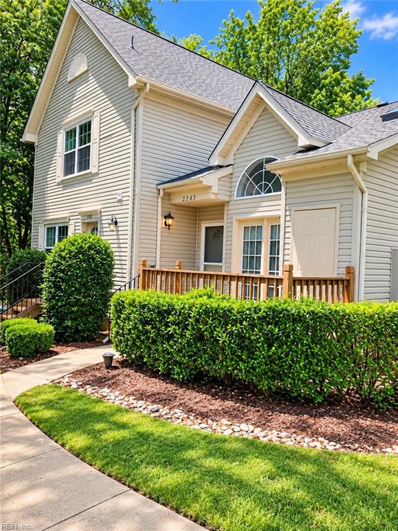 2405 London Pointe Drive — photo