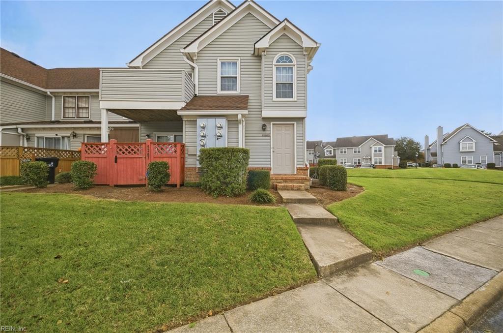 5259 Lake Victoria Arch — photo