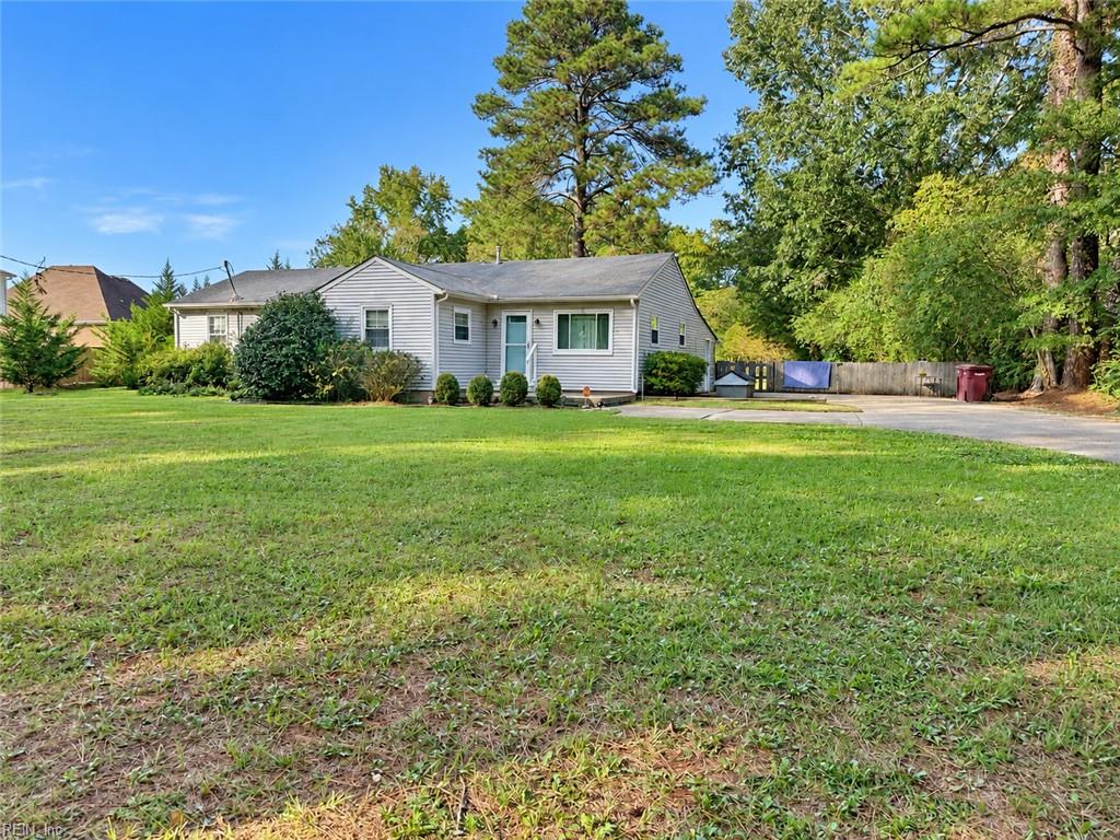 1145 Waters Road — photo