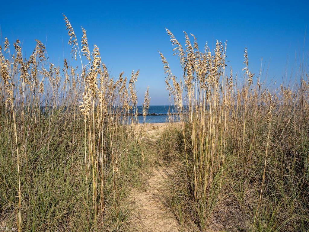 910 E Ocean View Avenue, Norfolk, VA 23503 — photo 2