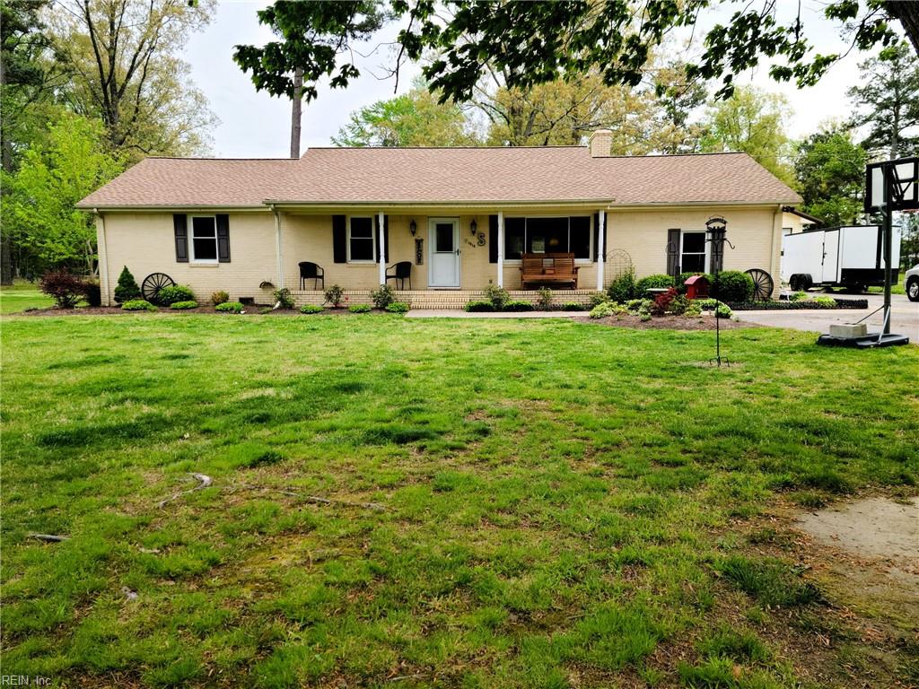 1213 Fentress Airfield Road — photo