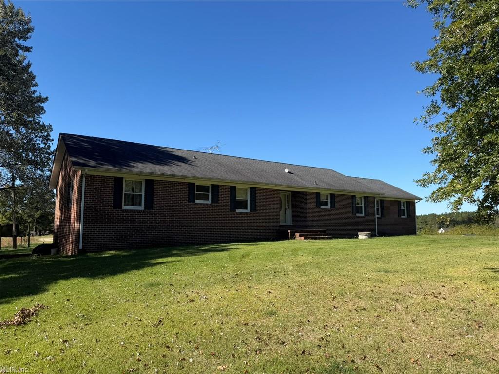 5301 Courtland Road — photo