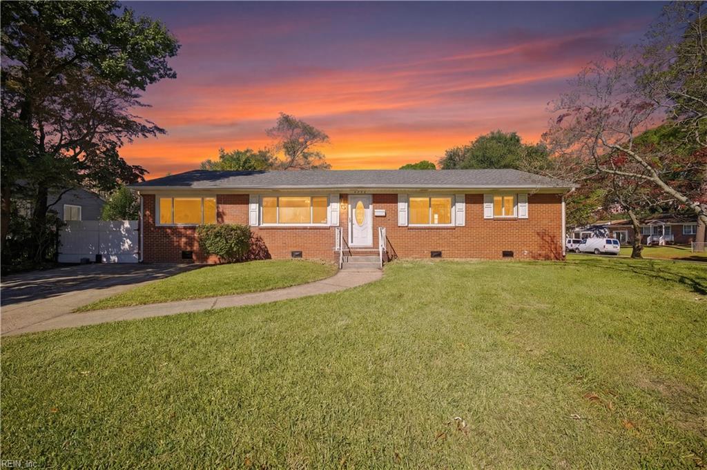 4756 Holladay Road — photo
